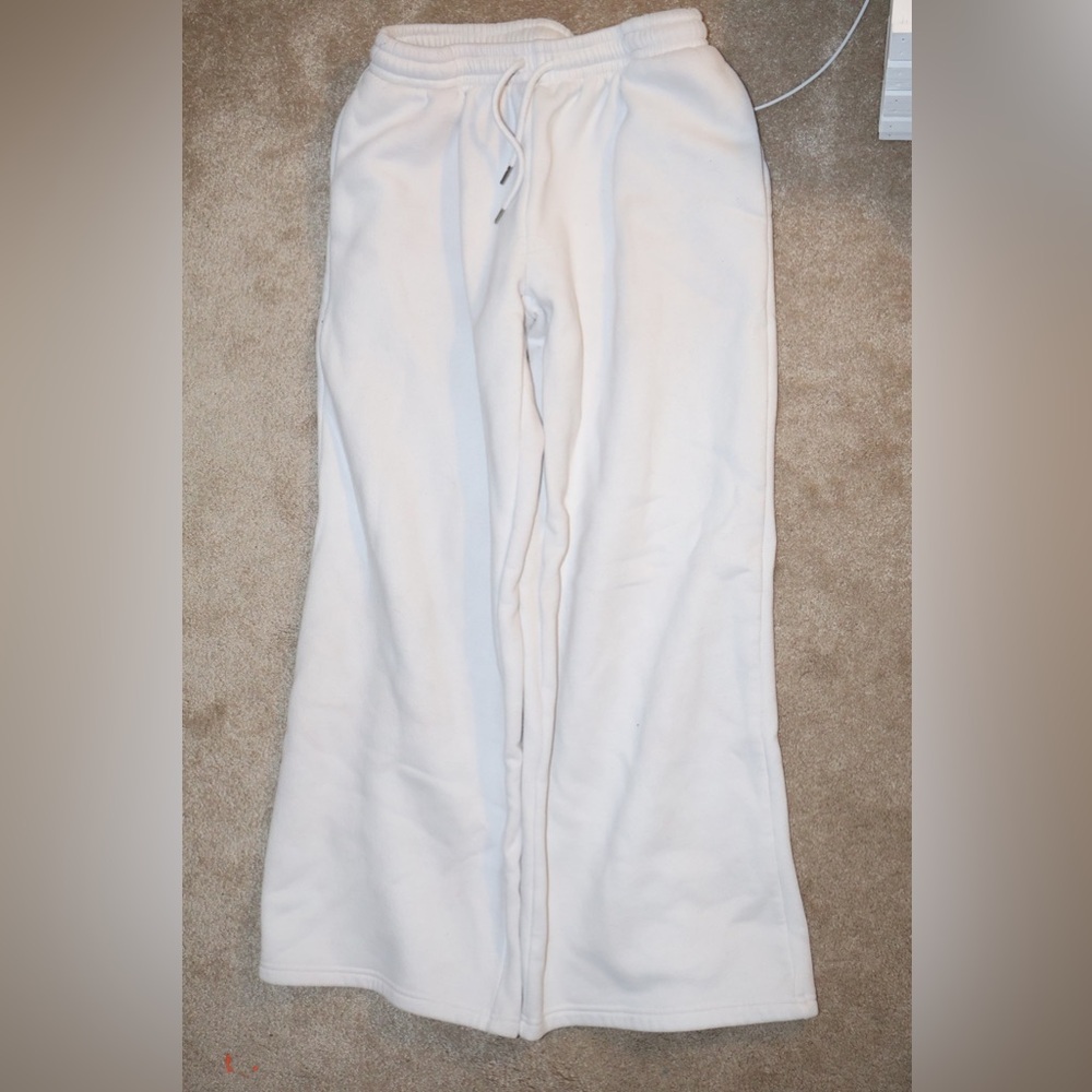 Edikted White Sweatpants
